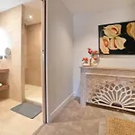Walnut Bistro&suites Hotel apartamentowy